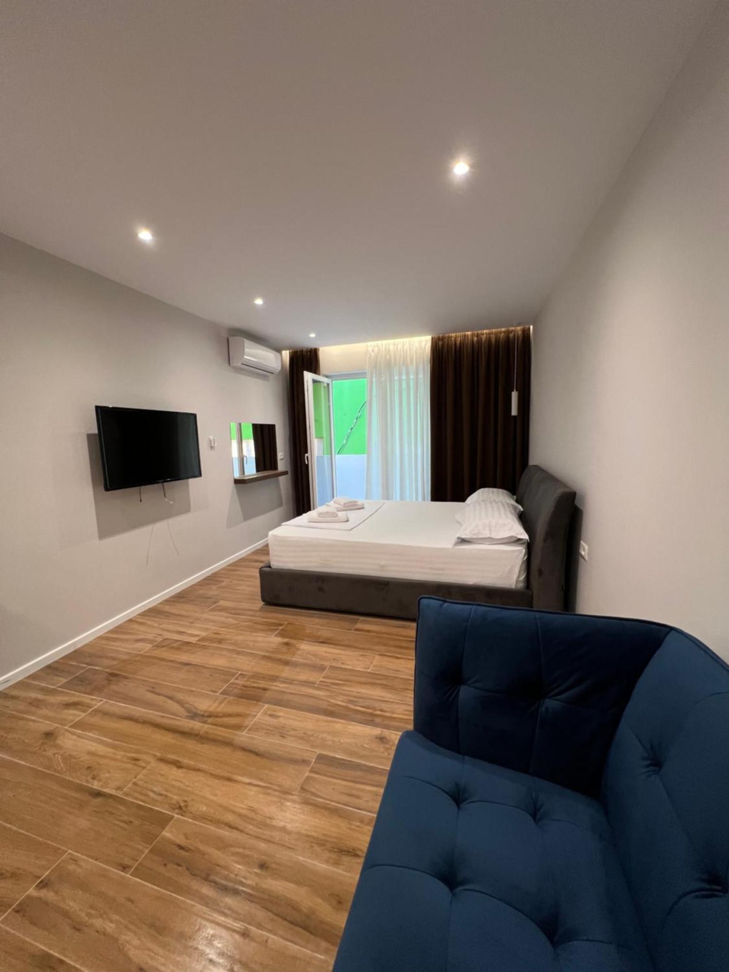 Tirana Central Stay Exterior photo